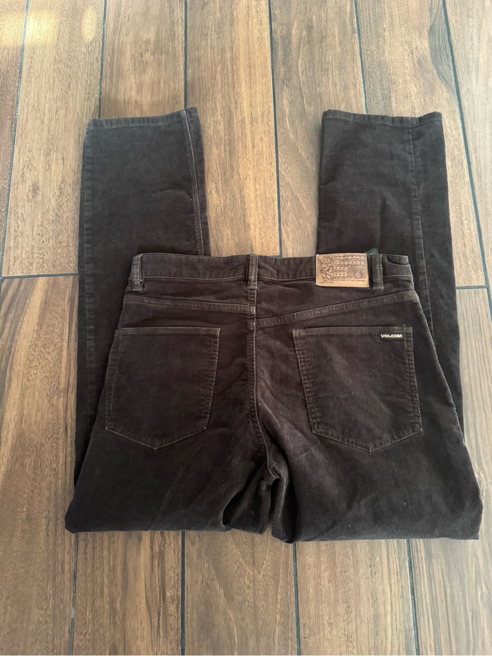 VOLCOM Mens Solver 5 Pocket Corduroy pants size 33 - Picture 4 of 9